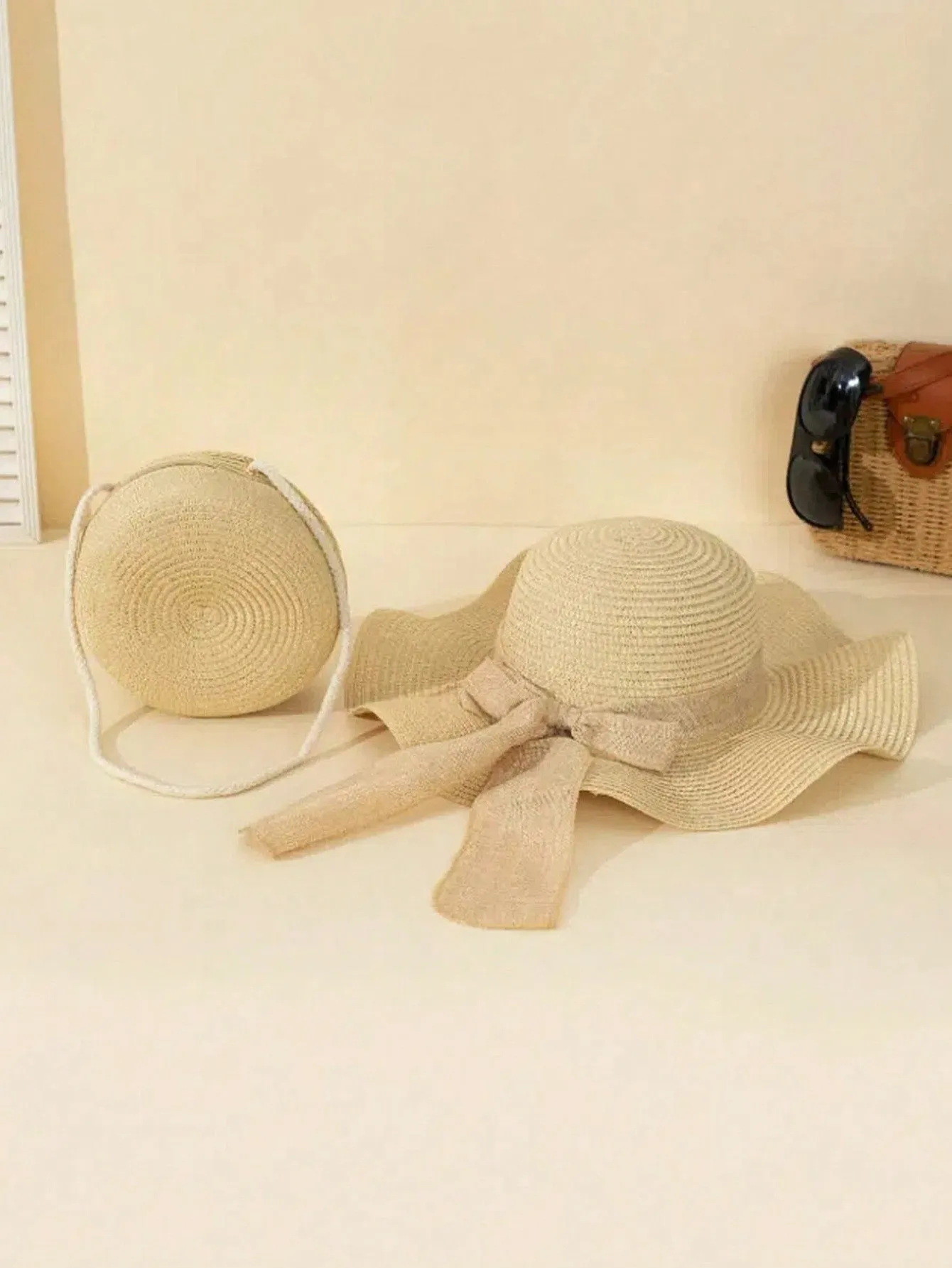 1 Stylish UV-Resistant Straw Hat And Crossbody Bag Set - Non-Textile Woven, Dry Clean Only, Perfect For The Beach