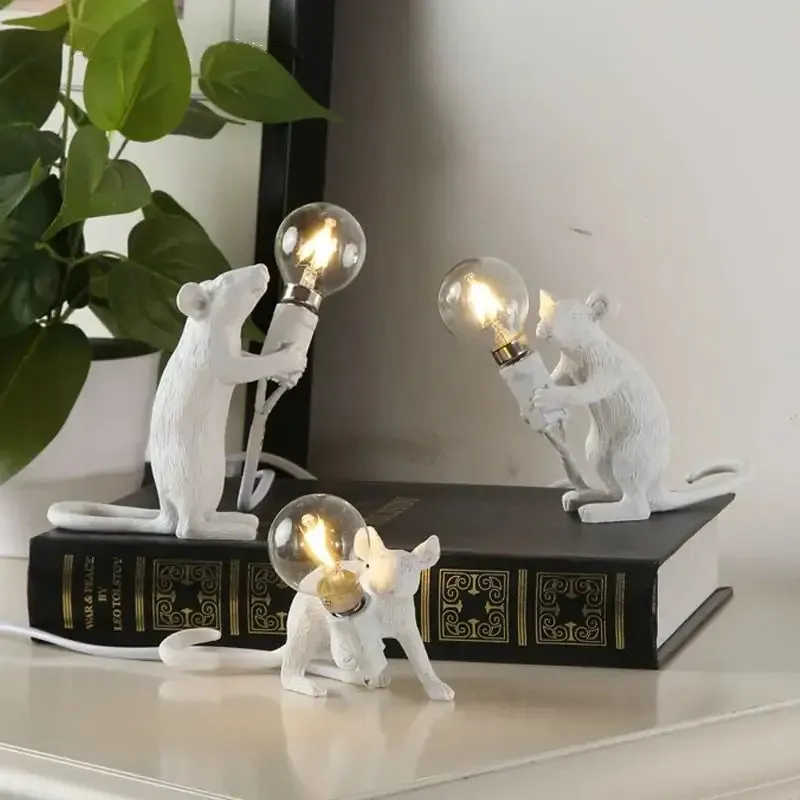 Mouse Resin Table Lamp