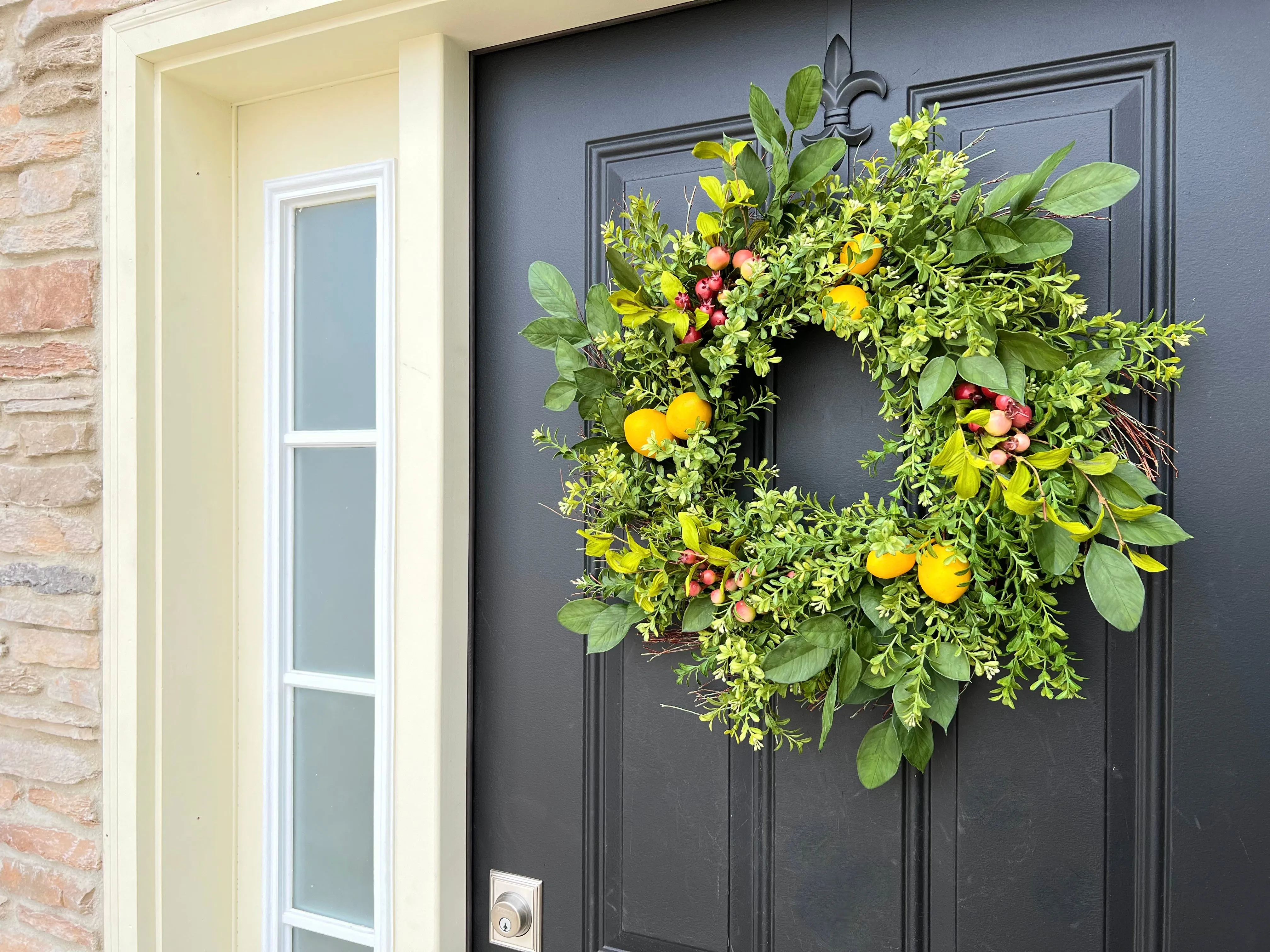 Simple Rustic Lemon Wreath