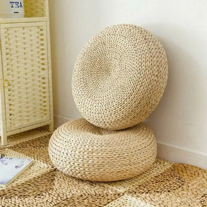 Straw Round Pouf Tatami